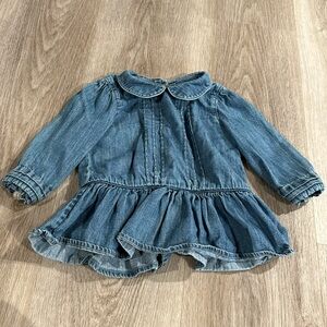 EUC Ralph Lauren denim top with back buttons and ruffle design. Sz 9 mos